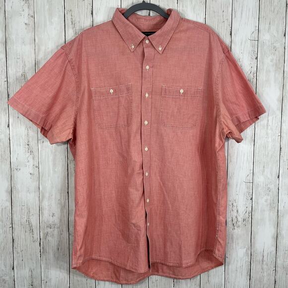 Old Navy Slim Fit Button Down Short Sleeve Shirt Size: XXL/2XL - Picture 1 of 5